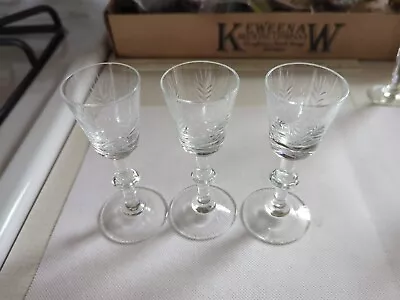 Vintage Clear Crystal Floral Etched Cordial Glasses - Lot Of 3 4.5” Tall #1 • $12.99