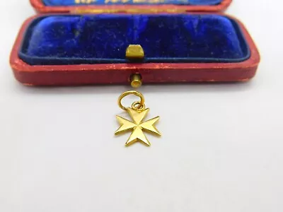 18ct Yellow Gold Maltese Cross Charm Or Pendant Vintage C1960 • £95