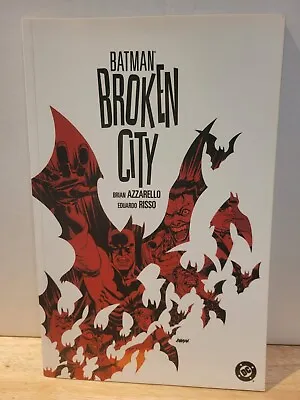 Batman - Broken City TPB By Brian Azzarello/Eduardo Risso - Like New - 2004 • £15