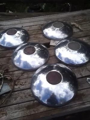 Vintage Rover Hubcaps • $35