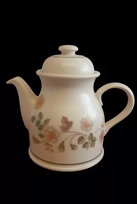 Vintage Autumn Leaves Marks And Spencer Tea/Coffee Pot - Floral Design  • £19.99