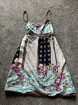 Floral Dress 2000s • $12
