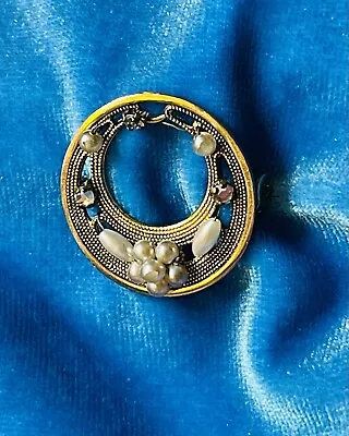 Vtg Seed Pearl Rhinestone Brooch Round Delicate Wired Handmade Jeweler Gold Tone • $14.99