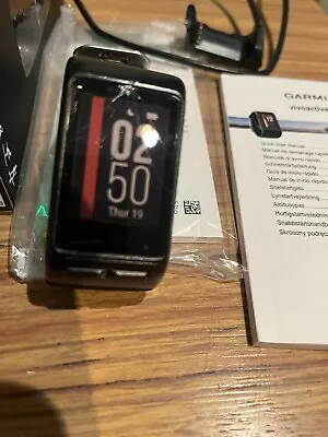 Garmin Vivoactive HR GPS Smart Watch Broken Screen. Not Fully Working. • £10