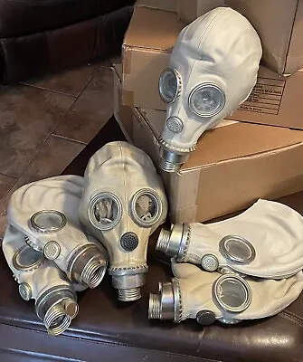 ** Soviet Era Polish Military Mp3 Gas Mask Nbc Nuclear Biological Chemical • $29.86