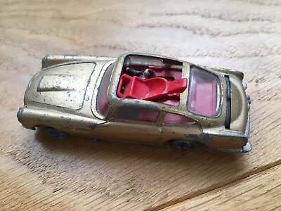 CORGI TOYS ASTON MARTIN DB5 261 C1965 007 James Bond Spares/Repairs • £0.99