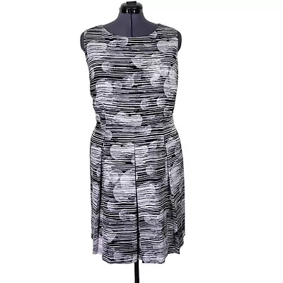 Tahari ASL Dress Size 18W Pleated Fit N Flare Pockets Sleeveless Black White • $41.95