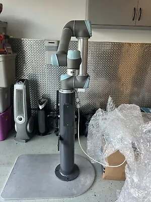 Universal Robots UR5 6-axis Robot Arm With Stand Controller And Teach Pendant • $12500