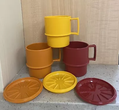 Vtg. Harvest Colors Set Of 3 Tupperware Stackabe Mugs W/ Lids/Coasters • $12