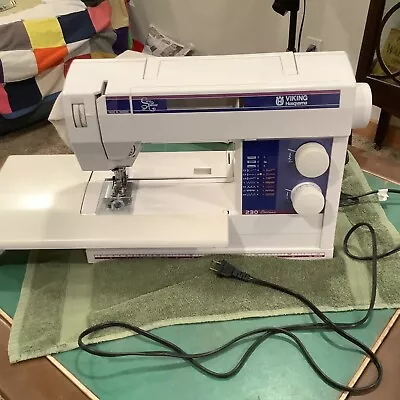 Vintage Husqvarna Viking 230 Electronic Sewing Machine W/Pedal • $120