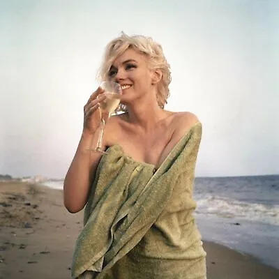 Marilyn Monroe Champagne 8x10 Picture Celebrity Print • $3.99