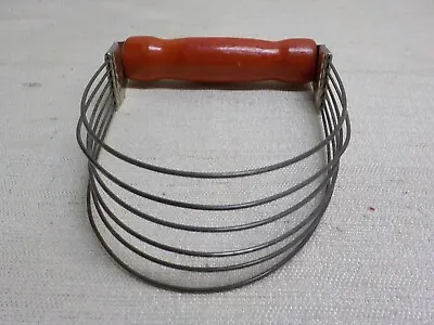 Vintage Androck USA Metal 6-Wired Pastry Cutter Red Wooden Handle • $6.99