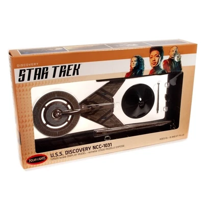 £100 • Buy Polar Lights 1:2500 USS Discovery Prebuilt Display Model - Damaged Box Window