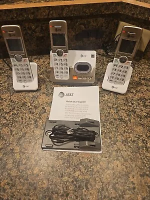 AT&T EL52313 DECT 6.0  3 Handsets Answering System With Caller ID/Call Waiting • $30