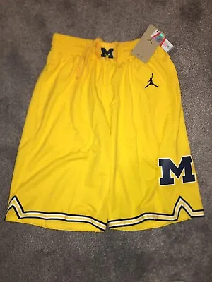 Jordan Michigan Wolverines Swingman Basketball Shorts Gold Mens Size Medium • $79.95