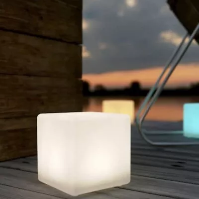 White Colour Changing Solar-powered Outdoor IP65 LED Cube Light. • £22.95