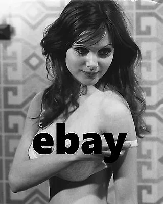 Madeline Smith Hammer Horror 10  X 8  Photograph No 47 • £4