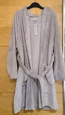 Ladies Top Shop Hooded Dressing Gown  Size Medium 12-14 • £10