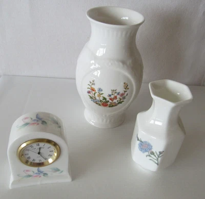 £9.99 • Buy Aynsley China X 3 Pcs Visitor Centre Butterfly Garden Vase, Wild Tudor Mini Vase