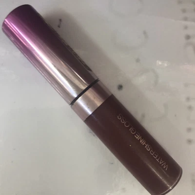 £4 • Buy Maybelline Watershine Gloss 368 Sugar Plum