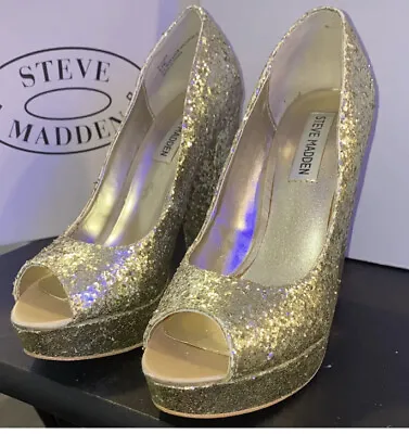 Steve Madden Gold Glitter Sparkly Stiletto Platform Heels Size 8 M • $10