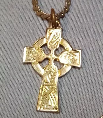 Vintage Gold Tone Metal Celtic Knot Detailed Cross Pendant Chain Necklace Unique • $13.95