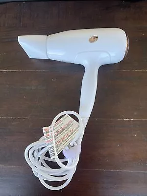 T3 Featherweight 3i Professional Ionic Hair Dryer White 76800 One Attachment • $39.87