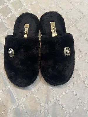 MICHAEL KORS Janis Size 8 Black  With MK Charm Logo Women's Slide Slippers • $14.95