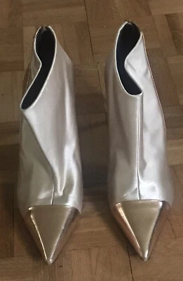 £35 • Buy See By Chloe Ankle Boots