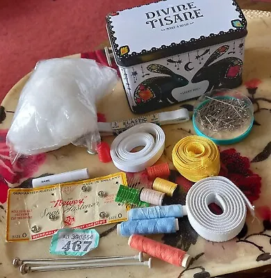 £5.99 • Buy Job Lot Of Sewing Haberdashery In A Musical Tin