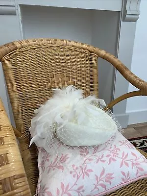 £19 • Buy Vintage Pill Box  Wedding Hat Headpiece Ivory Cream. Feather Net Ascot Elastic