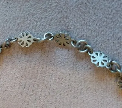 Small Daisy Flower Silver Tone Chain Bracelet Delicate Cottage Fairy Metal Lore • £9.79