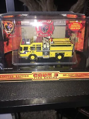 Code 3 Collectibles 2001 Clark County Fire E-One Fire Engine 1.64 • £73.79