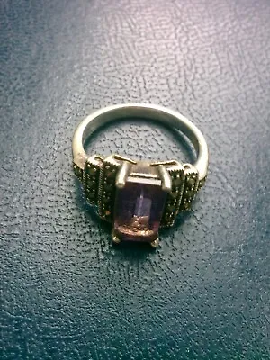 Silver Amethyst Vintage Ring. • $31.07