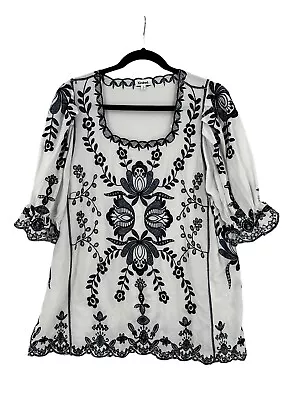 Kindred Women's Peasant Embroidery Scalloped  White Navy Top Plus 1X Boho • $19.99