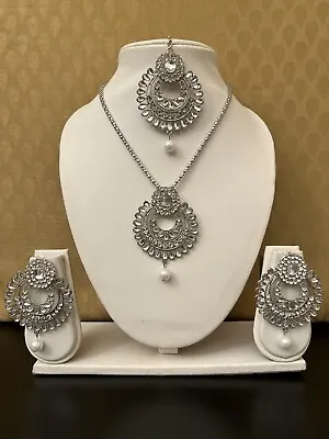 £9.99 • Buy New Asian Indian Pakistani Gold Plated Tikka Earrings Pendant Jewellers Set