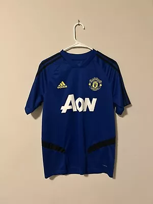 Blue AOL Manchester United Polyester Size XL Youth Crew Neck • $49.99