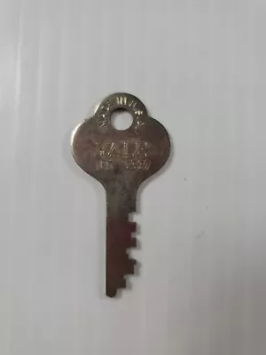 Vintage YALE & TOWNE MFG CO Key Made For THE BERGER MFG CO USA • $12.99