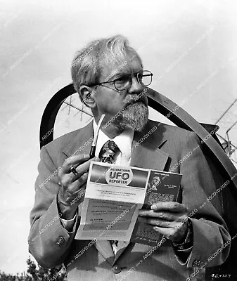 Crp-41862 1977 Author Writer Dr J Allen Hynek UFO Expert Film Close Encounters O • $13.99