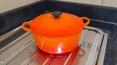 Le Creuset 22cm Orange Enameled Cast Iron Casserole Dish Pot With Lid • £14.99