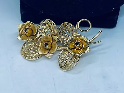 Vtg. Shiny & Textured Gold Tone Filigree Rose Flowers Brooch 383 • $0.99