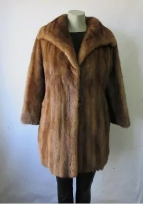 Women's Sz 8 Mink Fur Coat MINT CLEARANCE SALE! 🔥 • $250