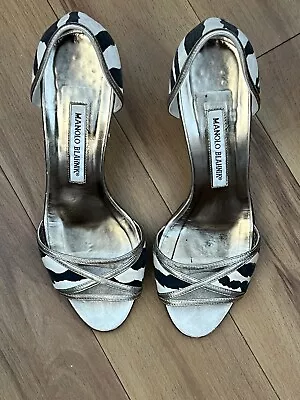 Manolo Blahnik  • $100