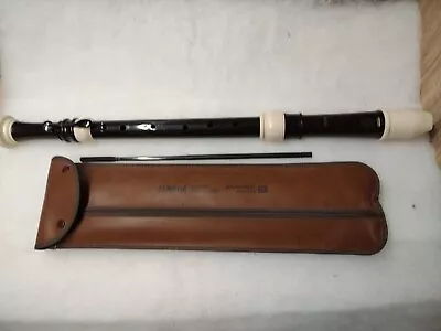 Yamaha Tenor Baroque YRT-302B Recorder With Case And Cleaning Rod • £35