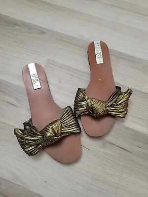 Zara Sandals Women’s Rich Metallic Gold Slip On Satin Bow Flats Casual Shoes 7 • $14.99