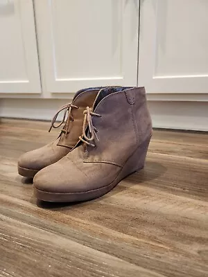 Merona Women's Size 10 Tan Suede Booties - Great Used Condition! • $20