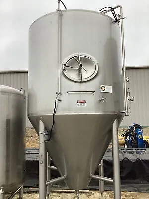 Stainless Steel Insulated Tank With Cone (Aprox 1000gallons) • $10000