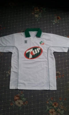 £5.50 • Buy Republic Of Ireland  Football Shirt