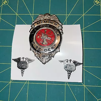 Vintage 3” Silver Tone / Red Monroeville PA Fire Dept 6 Badge With 2 EMT Pins • $65