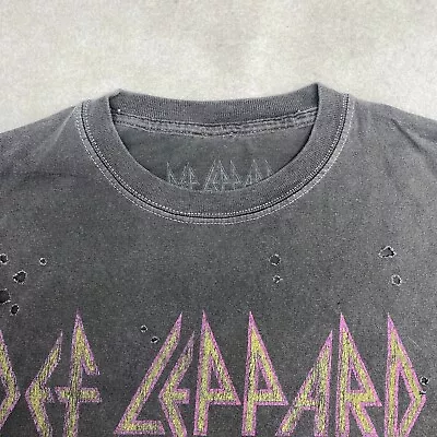 Def Leppard Hysteria Graphic Band Tee Thrifted Vintage Style Size M • $17.50